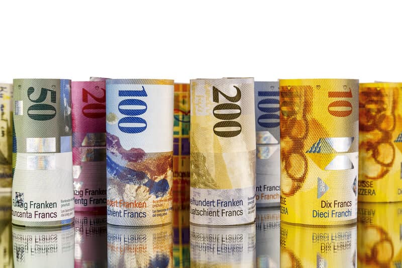 Short expiry notice for Swiss banknotes sparks criticism - Vimarsana News