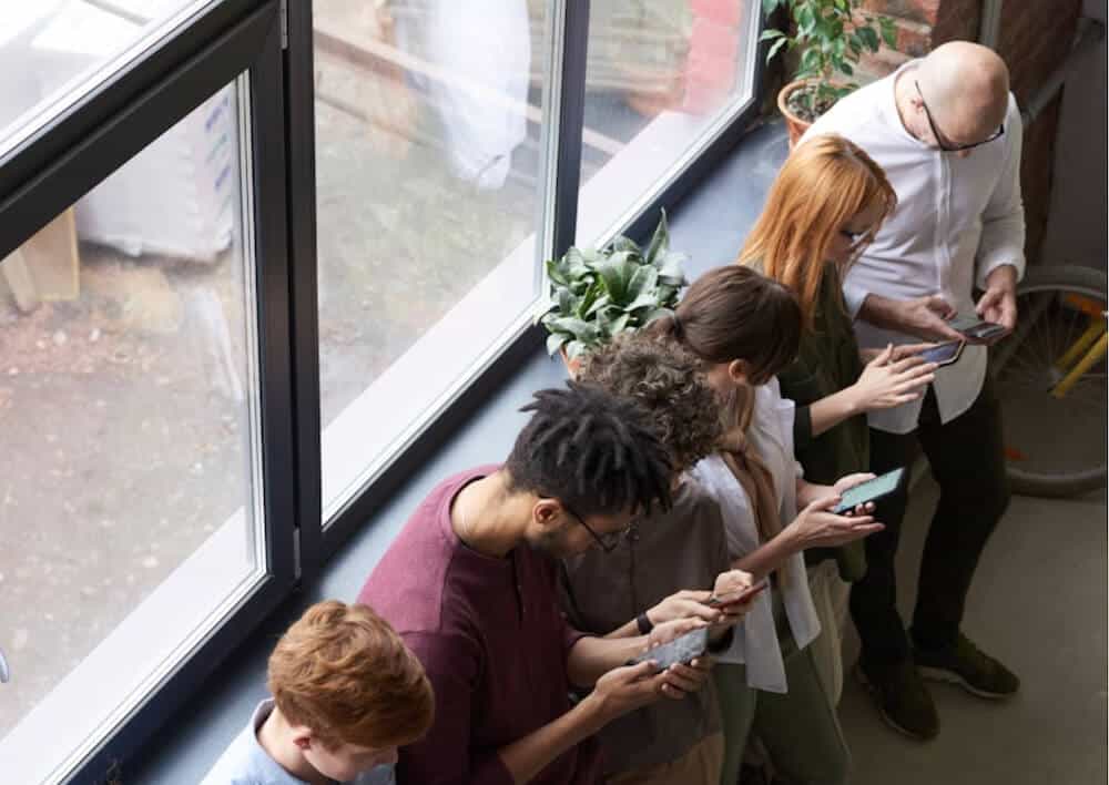 Widespread news deprivation erodes trust in Swiss politics