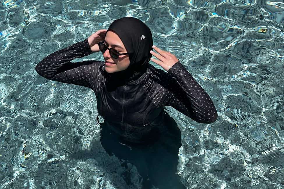 Geneva court suspends ban on full-cover swimwear